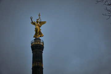 Goldelse/ Siegelss&auml;ule