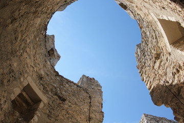 Detail of historical Rocca Calascio gazing up, Abruzzo, Italia (Ladyhawke movie location)