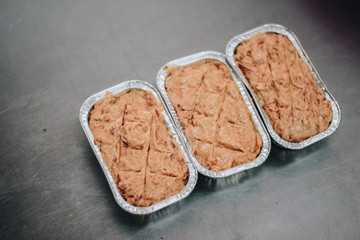 Mashed beef in the cup