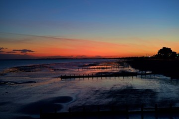 Obraz premium sunset on Bognor Regis beach, England