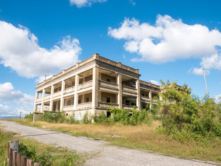 Fototapeta na wymiar Abandoned old hospital in the countryside of Puerto Rico.