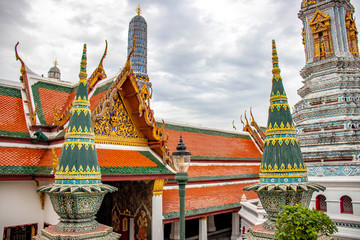 Fototapeta premium Świątynia Wat Phra Kaew Gran Palace w Bangkoku w Tajlandii