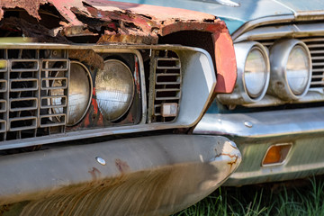 image of a rusty classic car