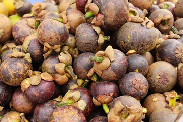 Mangosteen fruit is delicious at street food