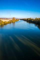 Obraz premium Autumn landscape on the river