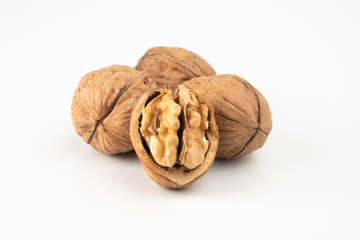 shelled walnuts