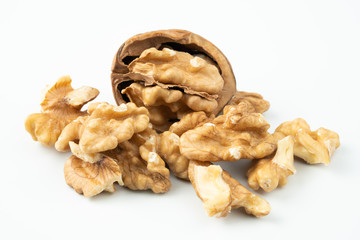 shelled walnuts