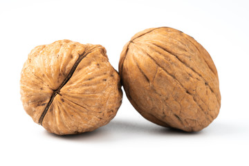shelled walnuts
