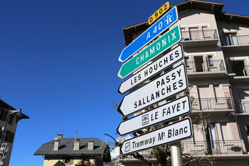 D902. A40. Chamonix. Les Houches. Passy. Sallanches. Le Fayet. Tramway du Mont-Blanc. / D902. A40. Chamonix. Les Houches. Passy. Sallanches. Le Fayet. Tramway du Mont-Blanc.