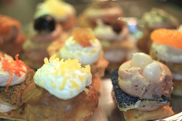 Luxurious decorated snacks