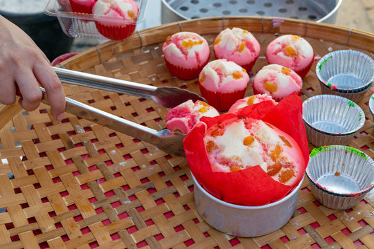 Cotton wool or fluff is a homemade cupcake which is a kind of Thai dessert. In Thailand call khanom pui fai