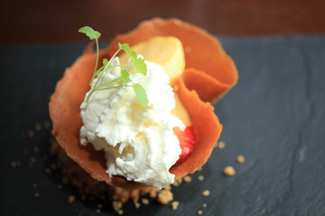 Small fruit dessert