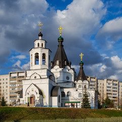 Fototapeta na wymiar Modern church in the russian city