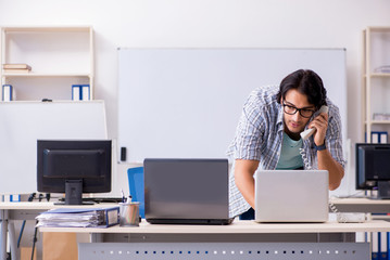 It specialist working in the office 