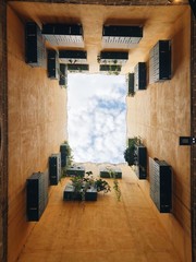 The courtyard in Barcelona © Violetta