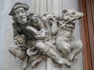 Sculptures on the facade of a house