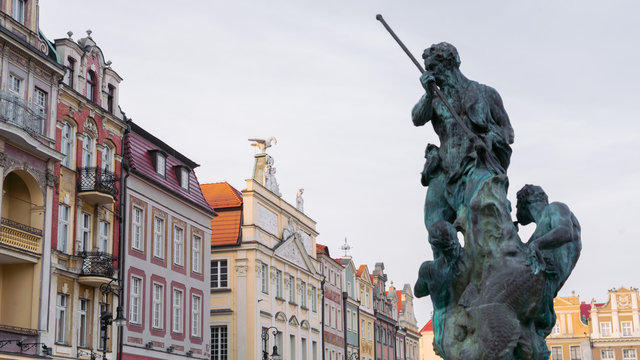 Poznań Market Square star&oacute;wka Posejdon zamek 