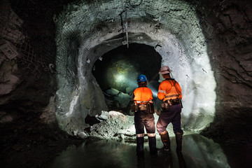 Miners underground at a copper mine in NSW, Australia - obrazy, fototapety, plakaty