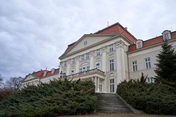 Schloß Wilhelminenberg in Wien, Ottakring