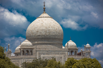 El Taj Mahal, en la ciudad de Agra, Uttar Pradesh (India), Patrimonio de la Humanidad