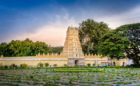 “Temple Background” Billeder – Gennemse 535 stockfotos, vektorer og