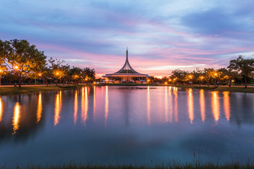 Fototapeta na wymiar Suan Luang Rama 9 park