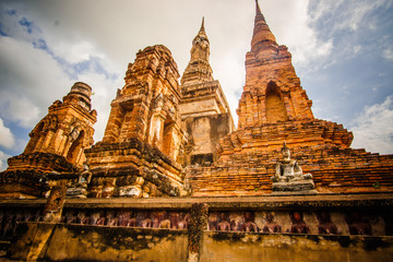 Fototapeta premium Wat Sorasak, a small temple dating back to 1412