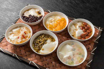 豆花　台湾の豆腐スウィーツ　Toufa (Tofu Pudding)