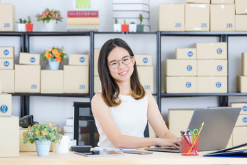 asian business lady at office