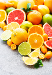 Naklejka na ściany i meble Fresh citrus fruits