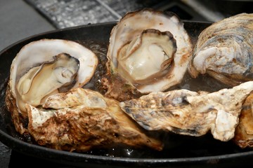 牡蠣の鉄板焼き