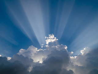 Beautiful Up Ray Light White Cloud to Sky in the Morning