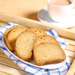 Healthy and crunchy breakfast 