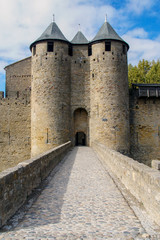 Puertas a la cité de Carcassone