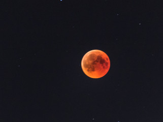 Obraz na płótnie Canvas Red Moon