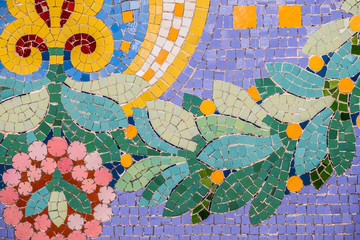 Carr&eacute;s de mosa&iuml;que color&eacute;s