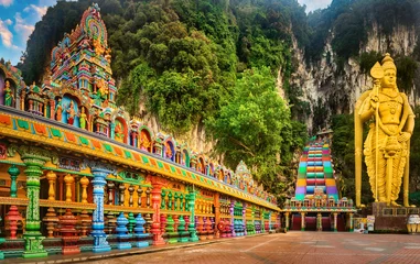 Foto op Plexiglas Kuala Lumpur Colorful stairs of Batu caves, Malaysia. Panorama