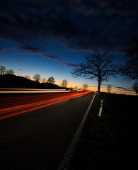 NIGHT-LIGHT  ROAD 