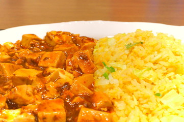 麻婆豆腐チャーハン