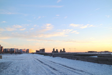new city block on the outskirts of the city in winter