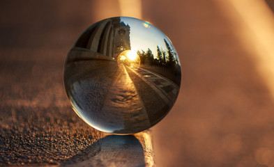 Obraz premium View through glassball
