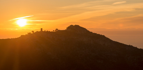 Obraz premium Sunrise in the mountains of the palms desert