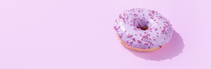 Pimk donuts on pink background, pattern, hard light