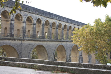 Fototapeta na wymiar Pont a Montpellier