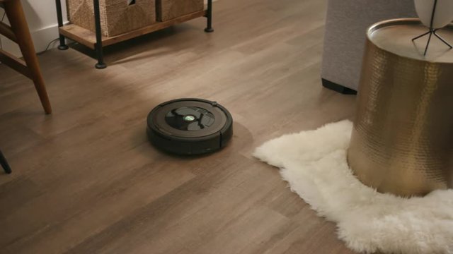 Roomba Images – Browse 335 Stock Photos, Vectors, and Video