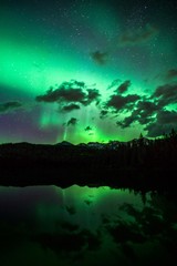 Fototapeta na wymiar Northern Lights over Laker in Alberta Canada
