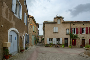 Fototapeta na wymiar medieval village of Lautrec
