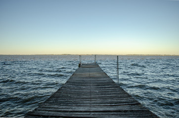 Naklejka na ściany i meble pier on the lake