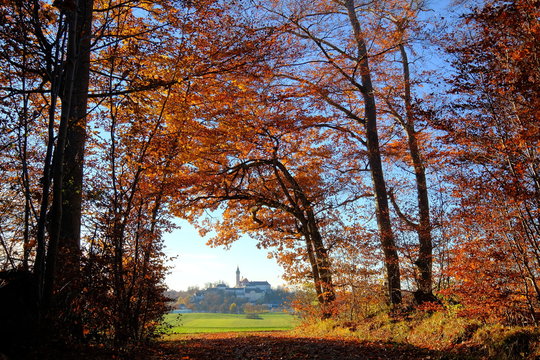 Kloster Andechs im Herbst