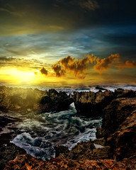 Obraz na płótnie Canvas Sunset at Ngliyep beach